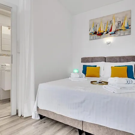 Porto * Podgora (Split-Dalmatia)